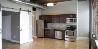 Lofts at the Kendall Gallery 6