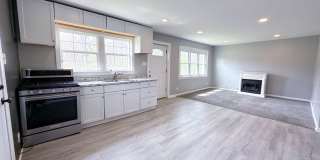 Newly Rehabbed Cozy 2BR Home Near Downtown Columbus – Modern Updates for Only $1,249 Gallery 4