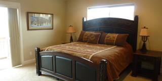 MOVE IN SPECIAL $1000 OFF FIRST MONTH RENT / Furnished Home Gallery 9