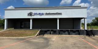 3111 S Travis Road Gallery 1