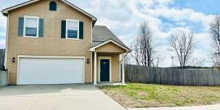 Large 3 bedroom Home, North Park Area Gallery 1