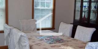 nice 4 bed in Newton Gallery 17