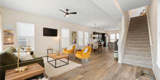 2250 E 100th Street Gallery 3