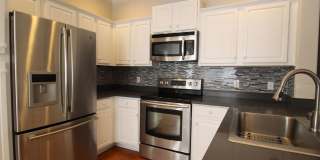 Long Realty & Property Management - 3 Bedroom Condo in Gated Community with Amenities Gallery 8