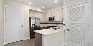 5550 Bonner LLC Gallery 73