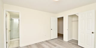 5225 LEEWARD Lane Gallery 38