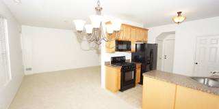 Spacious and fabulous 3 bedroom/2.1 bath townhouse with two car attached garage Gallery 6