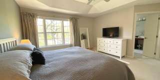 102 LOUNSBURY Place Gallery 10