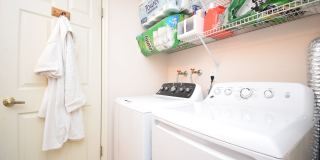 Bright Holladay 4 Bed Home – High Ceilings in Prime Location!! Gallery 23