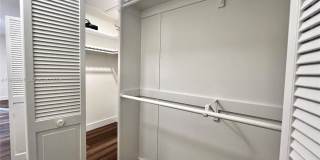 4350 Palmarito St Gallery 17