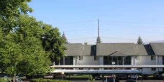 1875 White Ave. Gallery 9