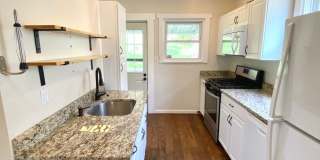 Spacious 4 Bed/1 Bath Home in Beechview-Convenient to Downtown! Available 7/5 Gallery 9