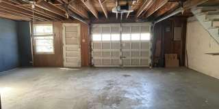 {731} Convenient Location + Full basement + 2 Car Tandem Garage Gallery 16