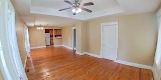 Fenced In Back Yard + Close to Manhattan Shopping Center + Pet-Friendly + Washer & Dryer Included! Available August 17th! Gallery 4
