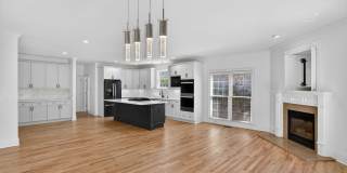 Luxury living in 5BR/5BA with Finished basement in Alpharetta Gallery 6