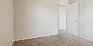 Creekside Apartment Homes Gallery 11
