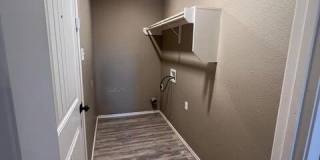 2627 Globe Avenue Gallery 13