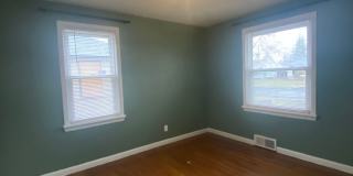 Audubon-Downriver Neighborhood 3+ bedroom, 1 bath corner lot with large, fenced yard Audubon-Downriver Neighborhood 3+ bedroom, 1 bath corner lot with large, fenced yard Gallery 12