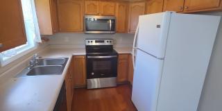 Spacious 4-Bedroom Pet-Friendly Home with Garage and Hardwood Floors Gallery 5