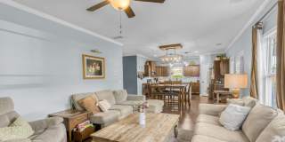 Spacious 4 Bedroom Home in Auburn Gallery 33