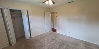Spacious 3Bed/2Ba Home in Established, Conveniently Located Neighborhood! *1/2 OFF Security Deposit for Active-Duty Military!* Gallery 15