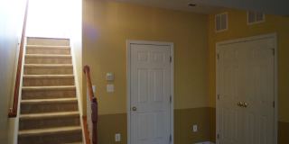 25575 AMERICA Square Gallery 31