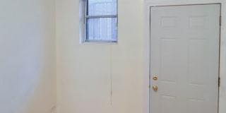 2519-27 N Lincoln Gallery 22