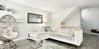 Beautifully Updated 2-Bedroom Townhouse w/ Finished Basement - Close to Royal Oak, Ferndale, Pleasant Ridge! Gallery 8