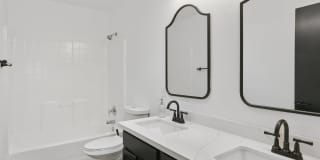 10319 West Luke Avenue Gallery 4