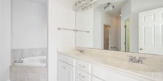 5540 Ash Grove Circle Gallery 17