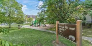 Spacious 2-Bedroom Apartments Near The Ohio State University Gallery 11