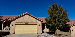 Gated Luxury Townhome in Northeast Colorado Springs Gallery 1