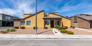 Convenient to UNLV Gallery 1