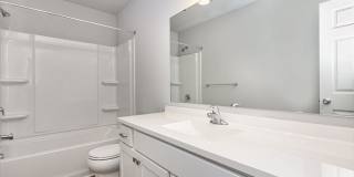 934 Maple Avenue Gallery 13