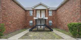 1918 Angus Street -3 Gallery 33