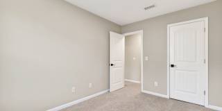 Charming Move-In Ready Townhome in Rustica Oaks! Gallery 27