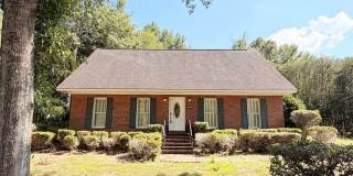 Residential Home on East University Drive!! Residential Home on East University Drive!! Gallery 1