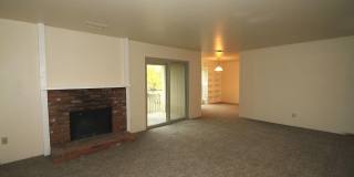 3 bed 2 bath Condo in Centennial! Gallery 3