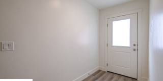 Private 4 Bedroom Corner Unit Gallery 18