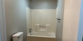 MOVE IN SPECIAL: $500 OFF 1ST MONTH'S RENT!** Gallery 7