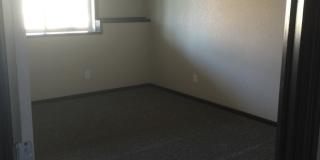 Quality Built Twinhome North Bismarck 2Bedroom 1 1/2 Bath SORRY NO PETS!! Quality Built Twinhome North Bismarck 2Bedroom 1 1/2 Bath SORRY NO PETS!! Gallery 10
