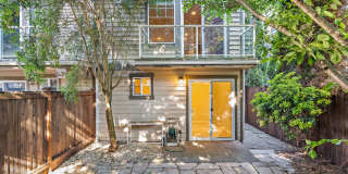 Spacious Greenwood Townhome - New Paint, Carpet and Water Heater!! Gallery 1