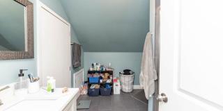848 N Wood Gallery 3