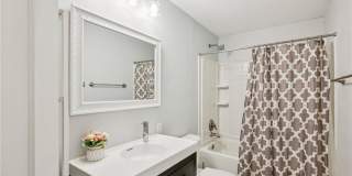 1136 Gilbert Street SE Gallery 15