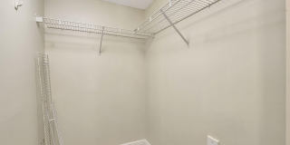 600 N Crestwood Ct N Gallery 23