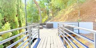 1801 Roscomare Road Gallery 38