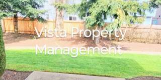 2 Bedroom 2.5 bath BIG Townhouse with garage - minutes from JBLM East Gate Gallery 47