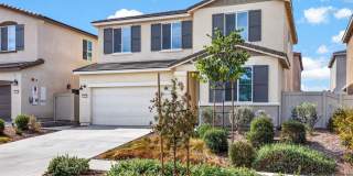 Newer 4-Bedroom 3-Bathroom Two-Story with a Loft! Newer 4-Bedroom 3-Bathroom Two-Story with a Loft! Gallery 1