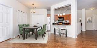 Knoll Crest Gallery 40