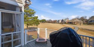 1005 Bay Breeze Drive - 1 Gallery 36